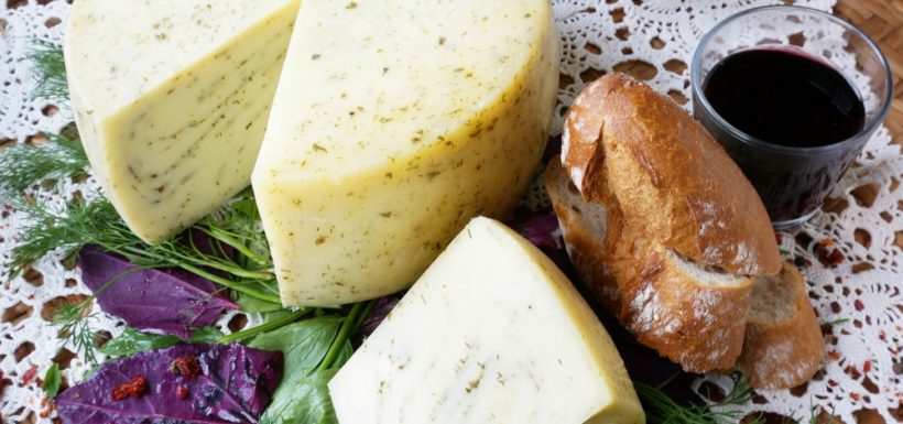 CASCAVAL CU IERBURI AROMATICE ZADA 100G